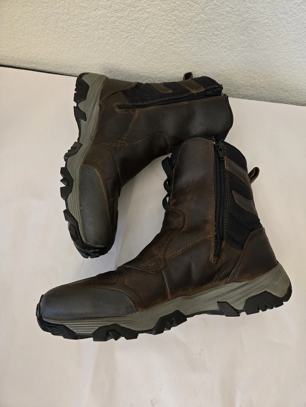 Merrell Men's Sz 8 Waterproof 200 Gram Insulation Brown Nubuck Winter Boots